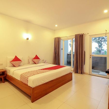 Oyo 396 Tibrae Residence Syariah Lembang Exteriér fotografie