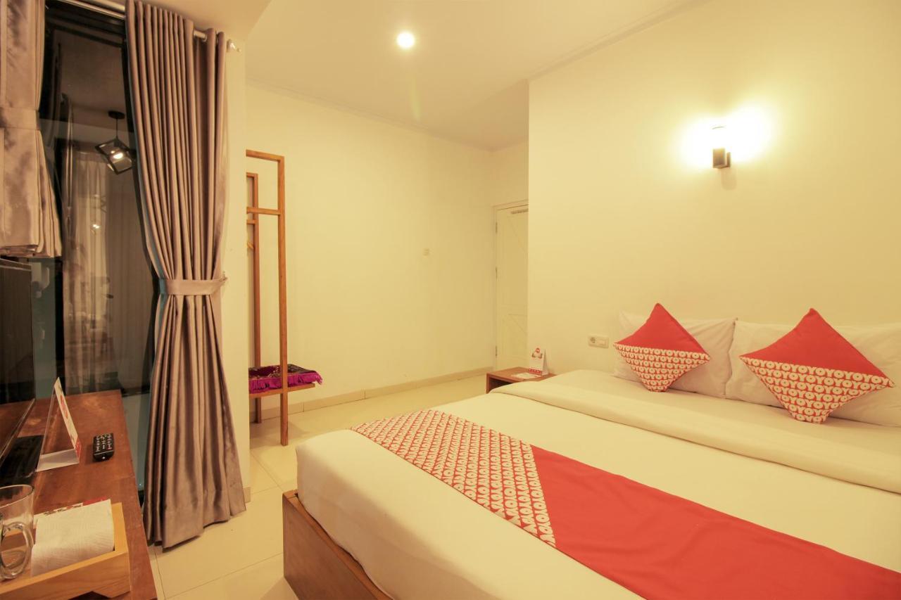 Oyo 396 Tibrae Residence Syariah Lembang Exteriér fotografie